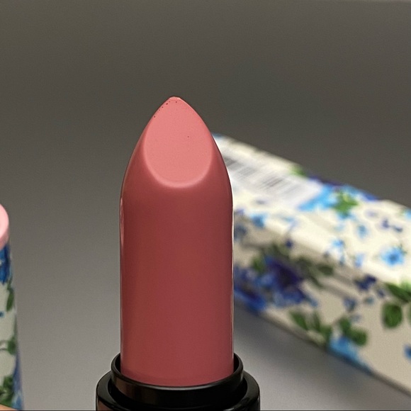 MAC x Richard Quinn "Rose Daydream" Lipstick - Picture 9 of 13